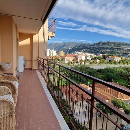 Apartmán Olimpia Arma di Taggia Exteriér fotografie