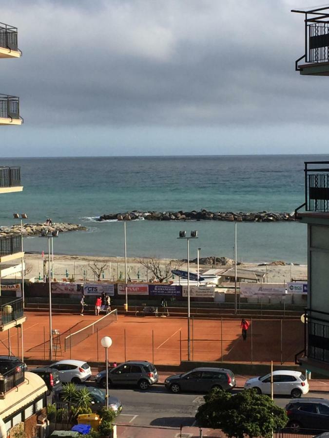 Apartmán Olimpia Arma di Taggia Exteriér fotografie