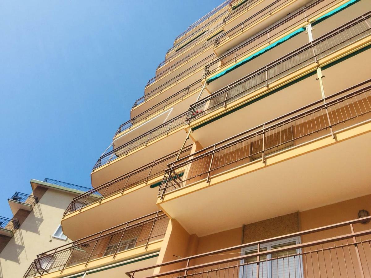 Apartmán Olimpia Arma di Taggia Exteriér fotografie
